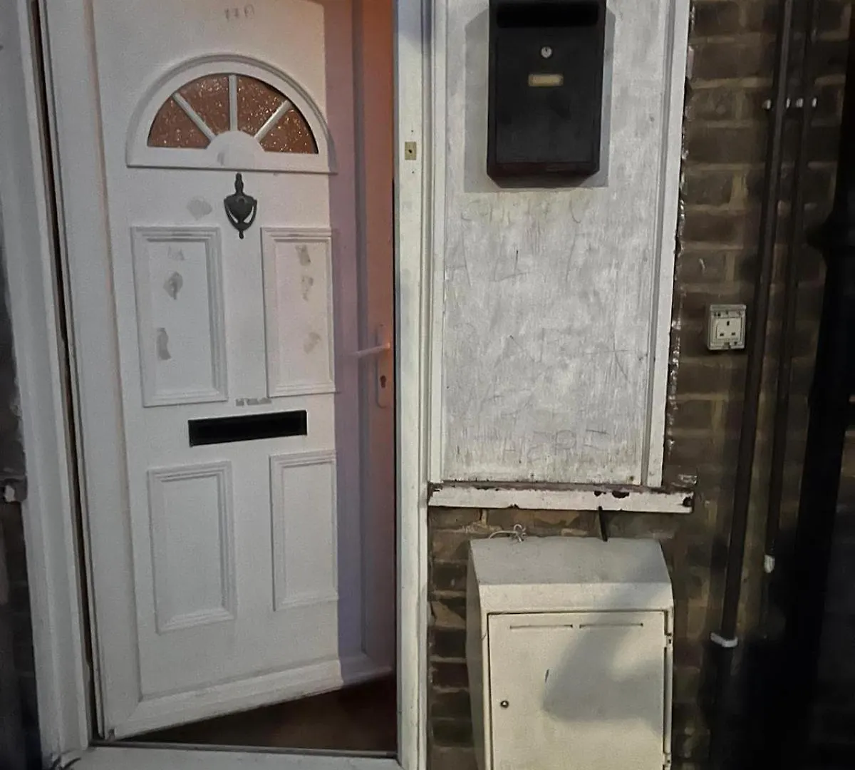 Private Flat In Hounslow Homestay