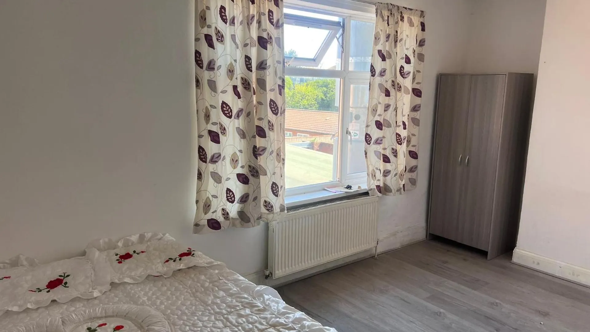 Private Flat In Hounslow